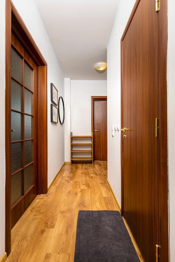 The Walnut 2Bd Apartment Пловдив Екстер'єр фото